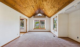 1640 Buttermilk Ln, Arcata, CA 95521