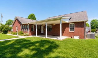 372 Brookside Dr, Algood, TN 38506