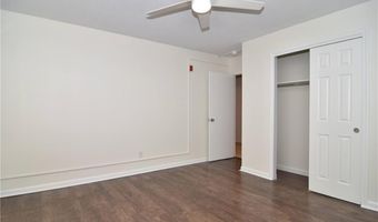 132 Hoffman Ave 202, Cranston, RI 02920