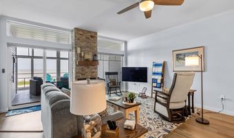 2614 LAKE St, Algoma, WI 54201