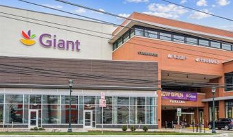 5336 WAPAKONETA Rd, Bethesda, MD 20816