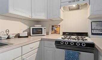 132 Hoffman Ave 207, Cranston, RI 02920