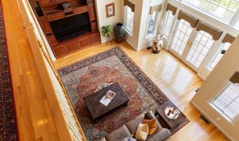 8 Buttonwood Dr, Andover, MA 01810