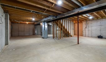 N308 EASTOWNE Court, Appleton, WI 54915