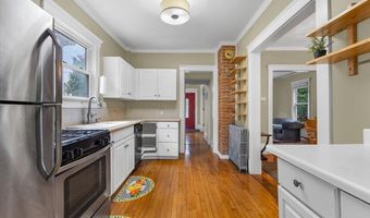 910 W Huron St, Ann Arbor, MI 48103