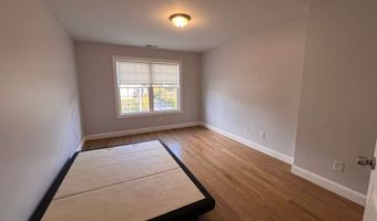 793 Pond St, Bridgeport, CT 06606