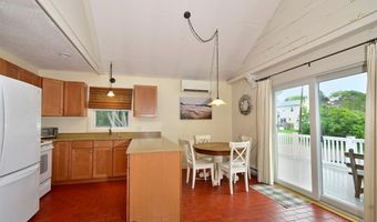 24 Redwood Dr, Narragansett, RI 02882