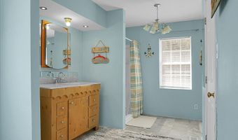 274 Rae Ln, Bonneau, SC 29431