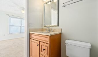 1114 S COLLEGE St, Auburn, AL 36830