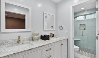 5376 Fairview Blvd 209, Los Angeles, CA 90056
