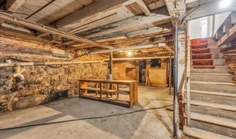 152 Church St, Belfast, ME 04915