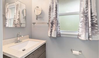 1125 Van Dusen Dr, Ann Arbor, MI 48103