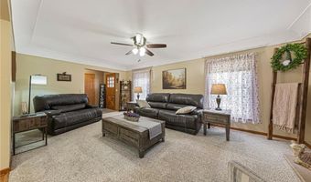 302 W Douglas St, Arlington, MN 55307