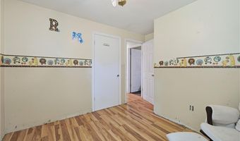 417 Lake Washington Dr, Glocester, RI 02814