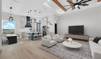 812 Spring Dr, Alton, TX 78573