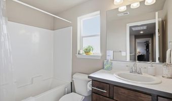 204 S Lawson St, Airway Heights, WA 99001