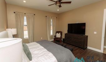 1709 W Riverside Dr, Carlsbad, NM 88220