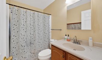 601 Pleasant View Dr, Aurora, IN 47001