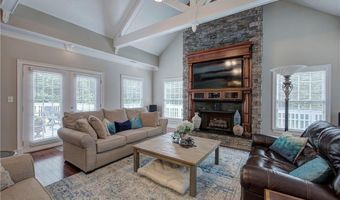 29 Hunters Ridge Dr, Adairsville, GA 30103