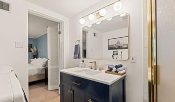 5706 9TH Rd N, Arlington, VA 22205
