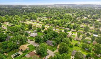 711 Hinshaw, Springdale, AR 72762