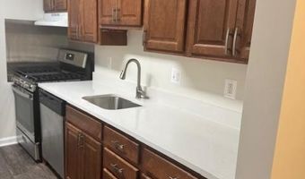 5211 NEWTON St 103, Bladensburg, MD 20710