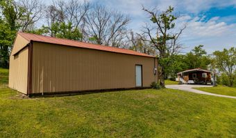 819 E Washington Ave, Ava, MO 65608