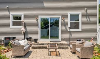75 Bowlby St, Andover, NJ 07801