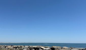 141 8TH St, Avalon, NJ 08202