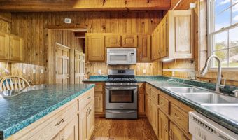 1793 Cherokee Dr, Bean Station, TN 37708