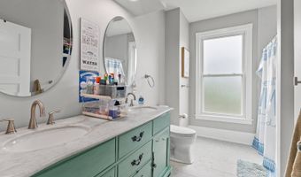 260 N Main St, Amherst, VA 24521