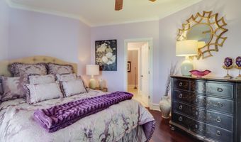 2001 Claudette Ct, Biloxi, MS 39531