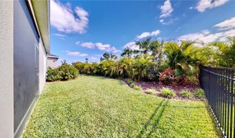 5645 DEL CORONADO Dr, Apollo Beach, FL 33572