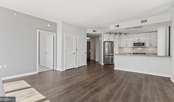 8300 WISCONSIN Ave 1B-1-831, Bethesda, MD 20814