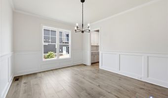 816 Chapman St, Ashland, VA 23005