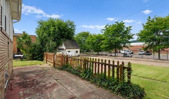 1427 Duss Ave, Ambridge, PA 15003