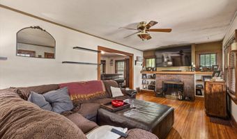 818 Northwestern Ave, Ames, IA 50010