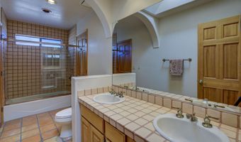 8529 E CAREFREE Dr, Carefree, AZ 85377