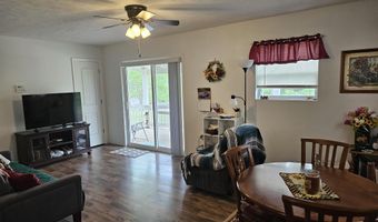 819 E Washington Ave, Ava, MO 65608