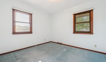 2817 Richmond Ave, Des Moines, IA 50317