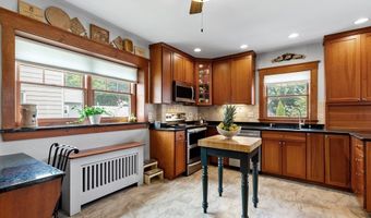 21 Bertram St, Beverly, MA 01915