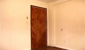 323 Fox Dr, Ashtabula, OH 44004