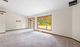 1038 E 21st St, Ashtabula, OH 44004