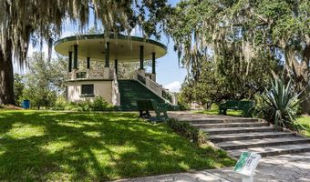 1305 IONIA St, Jacksonville, FL 32206