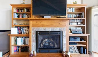 16861 E Pier Rd, Bayview, ID 83803