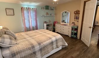 7 Willow St, Allenstown, NH 03275