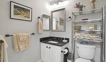 150 Staniford St 1009, Boston, MA 02114