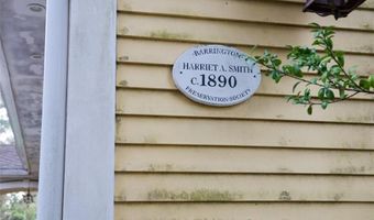 197 Rumstick Rd, Barrington, RI 02806