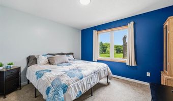 4700 Rural Oaks Dr SE, Alexandria, MN 56308