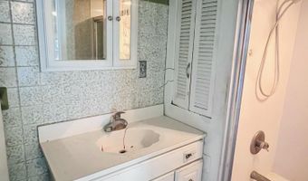 5 Consaul Rd, Albany, NY 12205